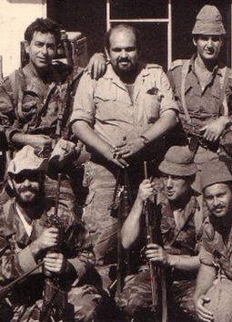 Center of photo: Yoram Hamizrachi [East] with his reserve Paratroopers Unit      50TH ANNIVERSARY OF SIX DAY WAR: REMEMBERING YORAM EAST, A SOLDIER IN THE PARATROOPERS RESERVE BRIGADE THAT LIBERATED THE WESTERN WALL-“HAR HABAYIT BEYADEINU