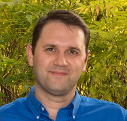 Russian Israeli New Immigrant Alex Lifshits Works at Vickar Community Chevrolet as a Finance and Sales Consultant