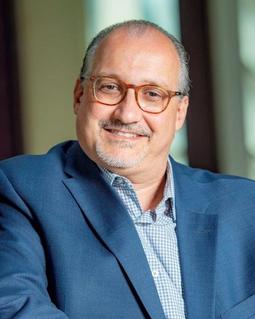 Why did the Federal government cut the JCFS Settlement program for  Jewish immigrants in the amount of $300,000, and what is being done?