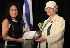 Anita Wortzman, Chair of the Jewish Foundation presenting the Wortzman called upon Ruth Livingston to accept this certificate of appreciation in Irma Penn's honour and memory to her freind Ruth Livingston.