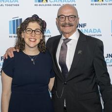 Moe Levy and Mayim Bialik