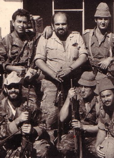 Center of photo: Yoram Hamizrachi [East] with his reserve Paratroopers Unit